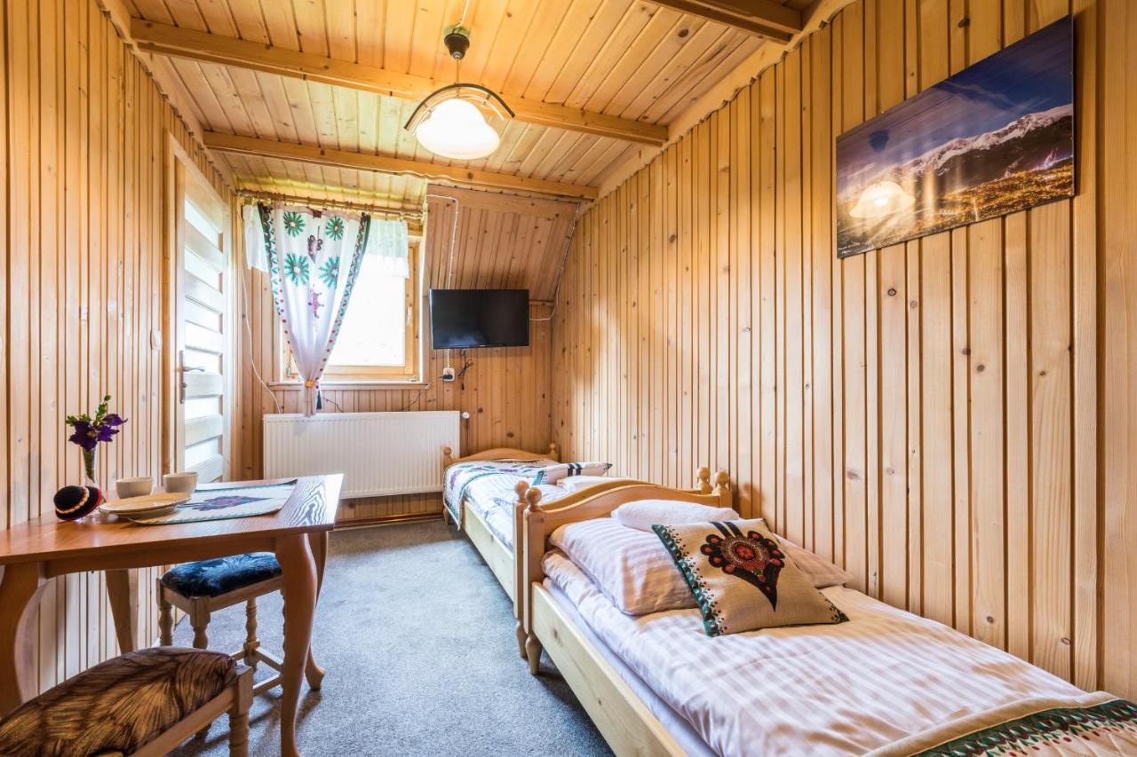 Janik Bed & Breakfast Зомб Екстериор снимка