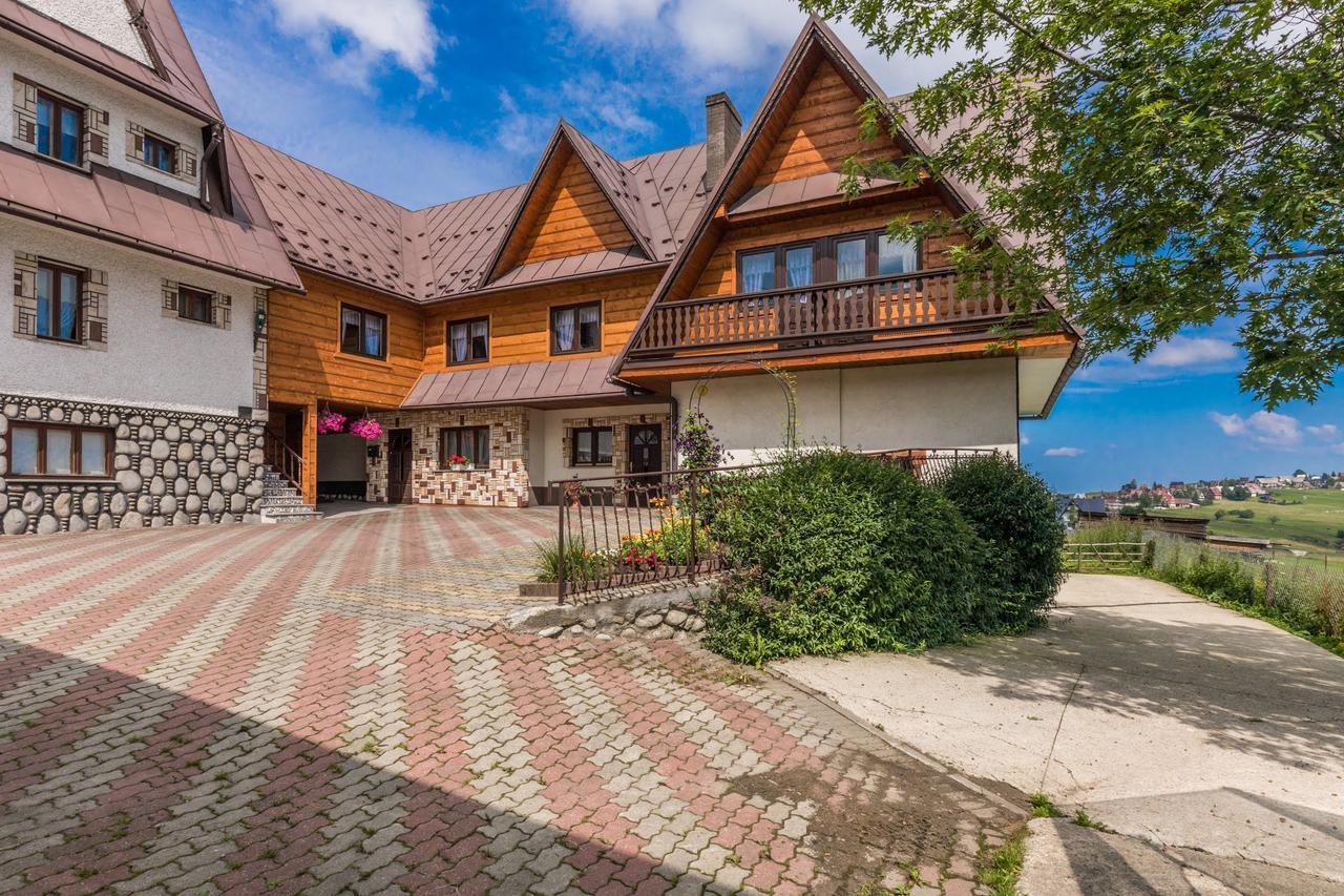 Janik Bed & Breakfast Зомб Екстериор снимка