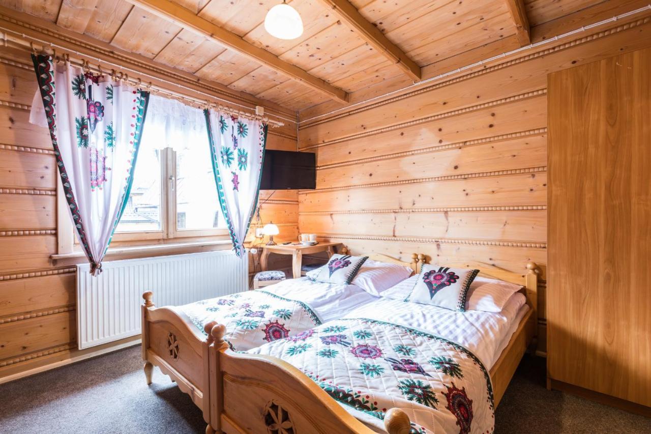 Janik Bed & Breakfast Зомб Екстериор снимка